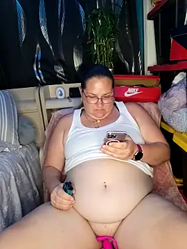 SexyNikki6969 online show from April 24, 6:00 pm