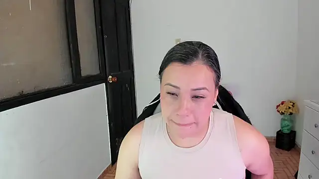 Snapshot of smile_sweetpao chatting on September 18, 12:15 pm smile sweetpao online show from September 18, 12:15 pm