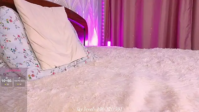 Snapshot of katyskinny chatting on November 1, 1:04 pm katyskinny online show from November 1, 1:04 pm