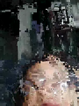 Snapshot of iriss_25 chatting on October 15, 11:18 pm iriss 25 online show from October 15, 11:18 pm