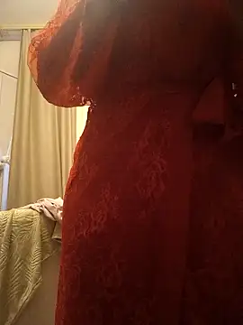 Snapshot of ROXOLANAA_SEXY chatting on October 19, 1:35 pm ROXOLANAA SEXY online show from October 19, 1:35 pm