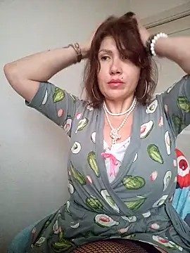 Snapshot of ROXOLANAA_SEXY chatting on October 16, 12:52 pm ROXOLANAA SEXY online show from October 16, 12:52 pm