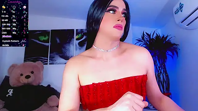 Snapshot of Sophiesweet5 chatting on October 25, 2:57 pm Sophiesweet5 online show from October 25, 2:57 pm