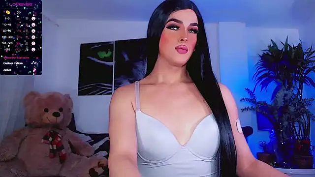 Snapshot of Sophiesweet5 chatting on September 23, 1:31 pm Sophiesweet5 online show from September 23, 1:31 pm