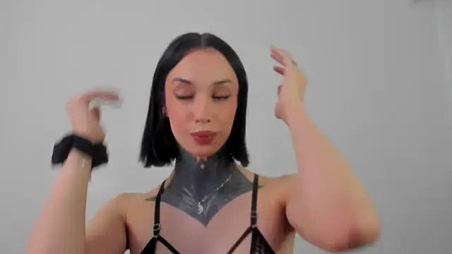 All yours555 online show from October 21, 10:14 pm