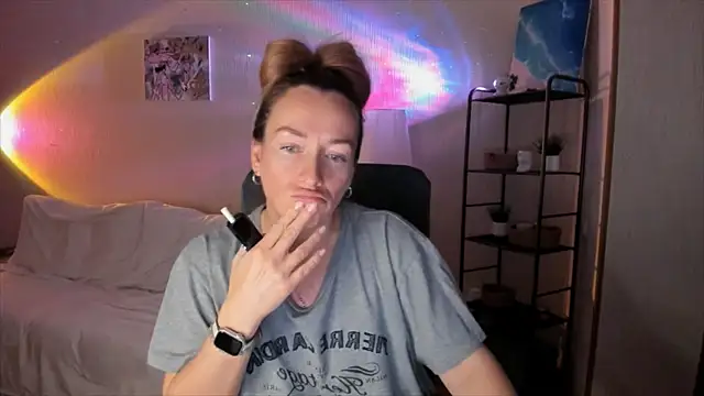 RebeccaMartinez online show from November 8, 10:53 am