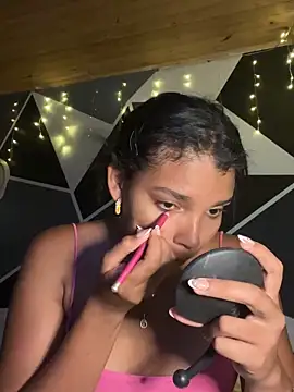 Snapshot of emilyharber chatting on October 30, 7:15 pm emilyharber online show from October 30, 7:15 pm