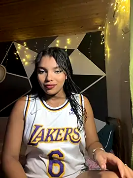 Snapshot of emilyharber chatting on September 16, 7:22 pm emilyharber online show from September 16, 7:22 pm