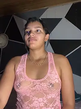 Snapshot of emilyharber chatting on September 25, 9:12 pm emilyharber online show from September 25, 9:12 pm