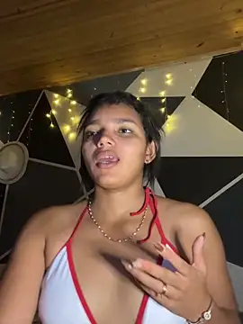 Snapshot of emilyharber chatting on September 27, 6:26 pm emilyharber online show from September 27, 6:26 pm