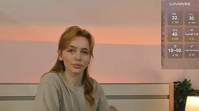 Snapshot of Phoenix_Margo chatting on September 11, 4:35 am Phoenix Margo online show from September 11, 4:35 am