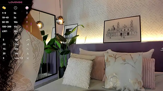 Snapshot of susan_cute198 chatting on September 28, 12:10 pm susan cute198 online show from September 28, 12:10 pm