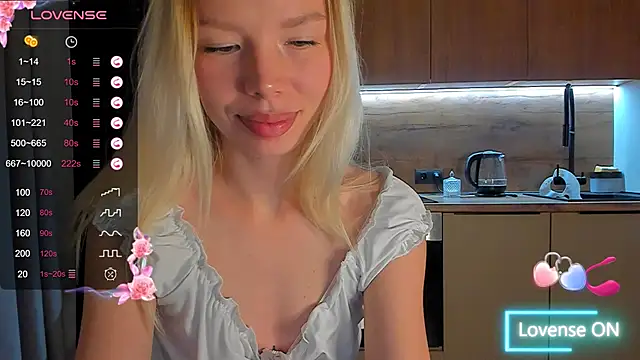 Olivia Bells online show from October 16, 9:28 pm