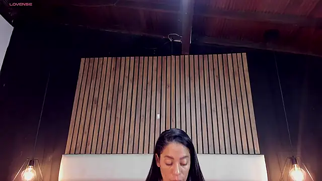 Snapshot of NiicolleMiller chatting on September 16, 8:39 pm NiicolleMiller online show from September 16, 8:39 pm