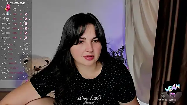 Snapshot of Talla_a chatting on September 26, 9:40 am Talla a online show from September 26, 9:40 am