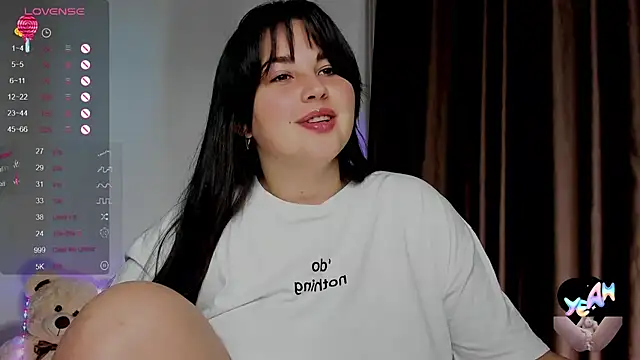 Snapshot of Talla_a chatting on September 23, 10:13 am Talla a online show from September 23, 10:13 am