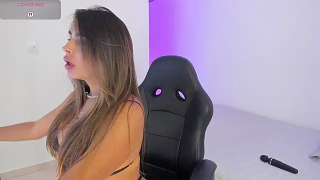 Snapshot of AnitaHaywood_ chatting on October 24, 9:33 pm AnitaHaywood online show from October 24, 9:33 pm