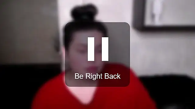 Snapshot of Emily_Mo chatting on October 14, 7:00 am Emily Mo online show from October 14, 7:00 am