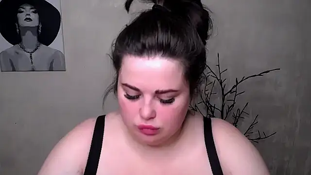 Snapshot of Emily_Mo chatting on September 18, 6:34 am Emily Mo online show from September 18, 6:34 am