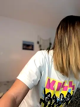 Your Honeey online show from September 22, 1:59 am