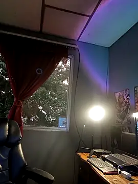 Snapshot of DanelyLopez chatting on October 5, 11:21 pm DanelyLopez online show from October 5, 11:21 pm