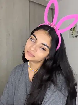 Snapshot of Cat2525 chatting on October 5, 11:10 pm Cat2525 online show from October 5, 11:10 pm