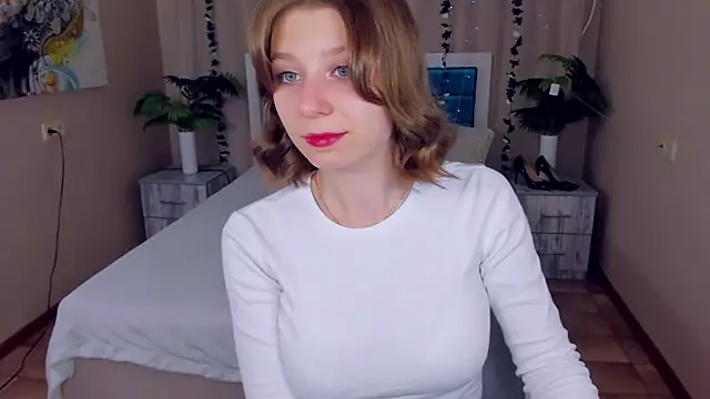 RinaMoore online show from September 17, 2:48 pm