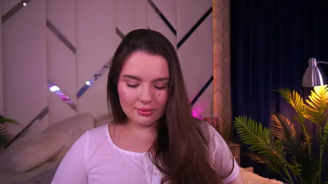 Snapshot of CuteAmberr chatting on October 12, 11:51 pm CuteAmberr online show from October 12, 11:51 pm