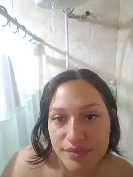 Snapshot of megan_doll2 chatting on October 22, 8:03 pm megan doll2 online show from October 22, 8:03 pm