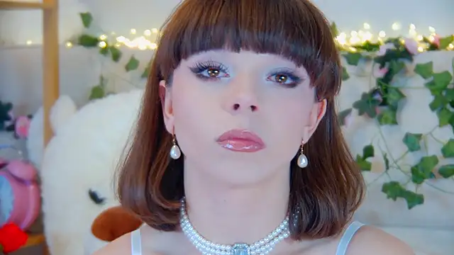 ElisabethDavis online show from March 27, 3:02 pm