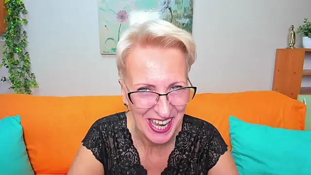 Snapshot of iamyourdream89 chatting on September 19, 12:59 pm iamyourdream89 online show from September 19, 12:59 pm