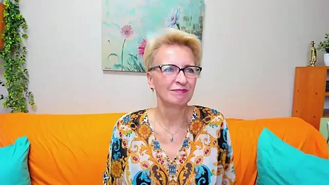 Snapshot of iamyourdream89 chatting on October 21, 2:54 pm iamyourdream89 online show from October 21, 2:54 pm