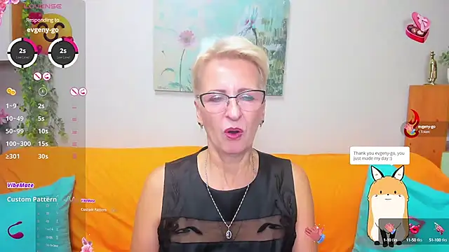 Snapshot of iamyourdream89 chatting on October 5, 6:13 pm iamyourdream89 online show from October 5, 6:13 pm