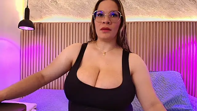 big tits in your face online show from September 26, 8:17 pm