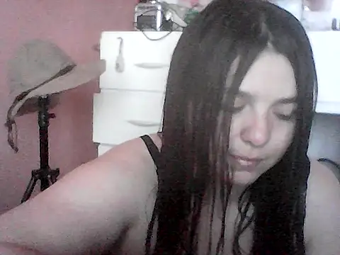 Snapshot of Oxitocina2000 chatting on October 22, 9:53 pm Oxitocina2000 online show from October 22, 9:53 pm