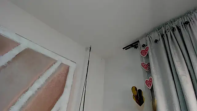 Snapshot of xhinata_hyugax chatting on September 25, 11:46 pm xhinata hyugax online show from September 25, 11:46 pm