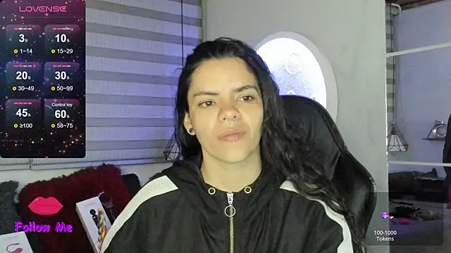 natasha logan  online show from June 21, 4:27 am