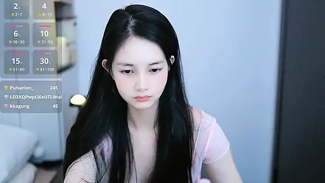 Snapshot of FC_XIAOXIAO chatting on September 18, 7:29 am FC XIAOXIAO online show from September 18, 7:29 am