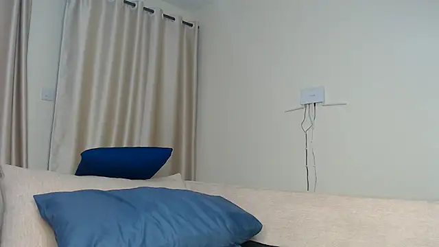 NIKKIE LOVE online show from October 11, 11:40 pm