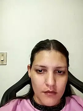 Mia Hampton online show from January 6, 11:41 pm