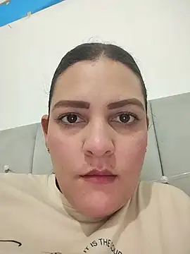Mia Hampton online show from June 27, 3:40 pm