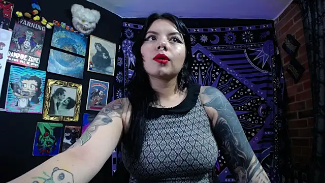 Yourmadame P online show from October 5, 12:26 am