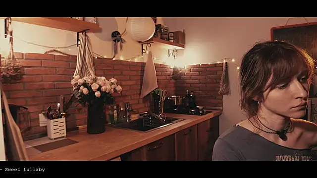 WebCora online show from April 22, 5:43 pm