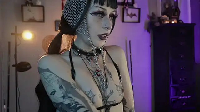 insania 9999  online show from May 7, 5:38 pm