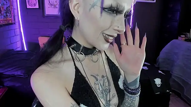 insania 9999  online show from October 24, 6:04 pm