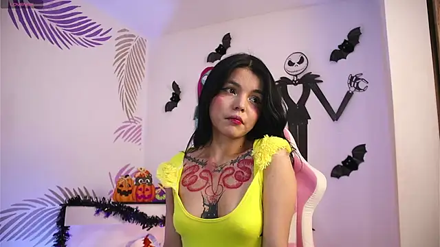 dianebleu online show from October 15, 4:48 am