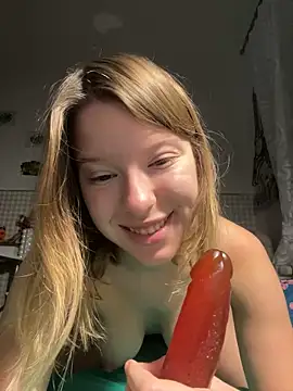 kimczii online show from November 12, 7:28 am