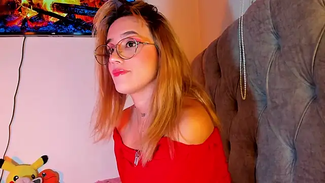 Snapshot of Sabrina_Cole chatting on October 23, 4:07 am Sabrina Cole online show from October 23, 4:07 am