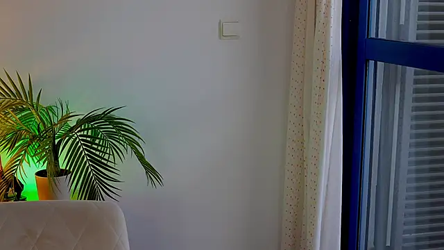 anabelcurvy online show from November 19, 8:47 am