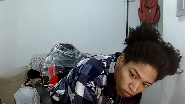 angelamarie1 online show from September 26, 11:19 am